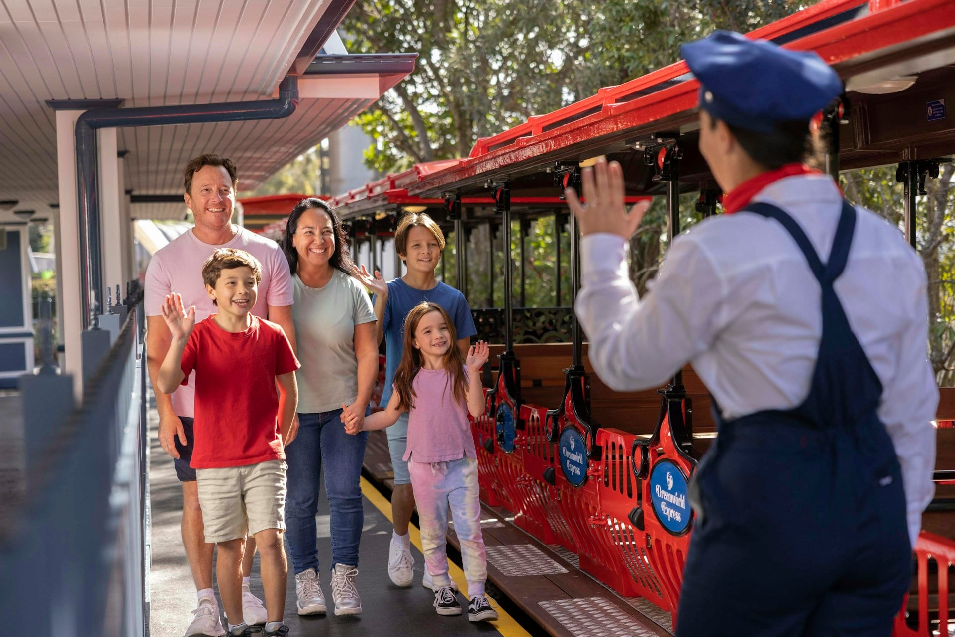 Dreamworld Express - Family
